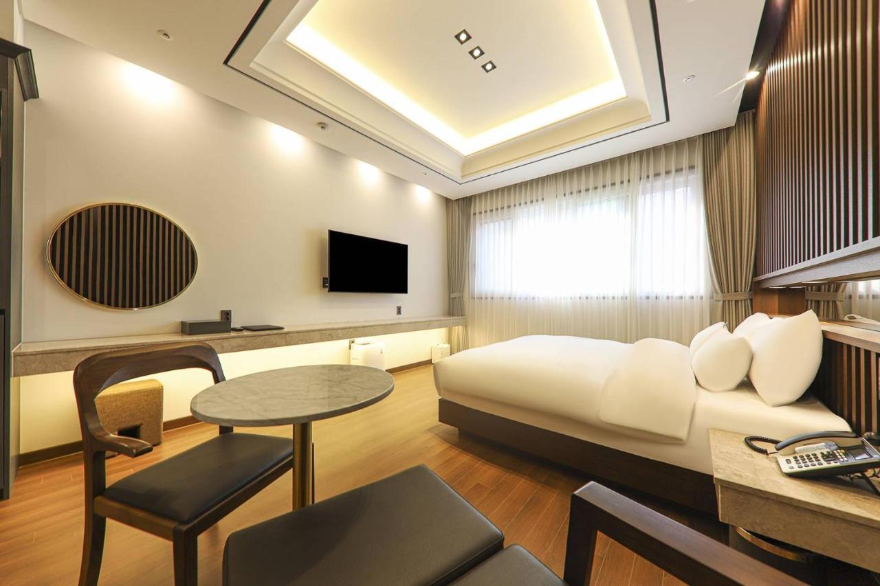 Hotel Demer Мокпо Экстерьер фото