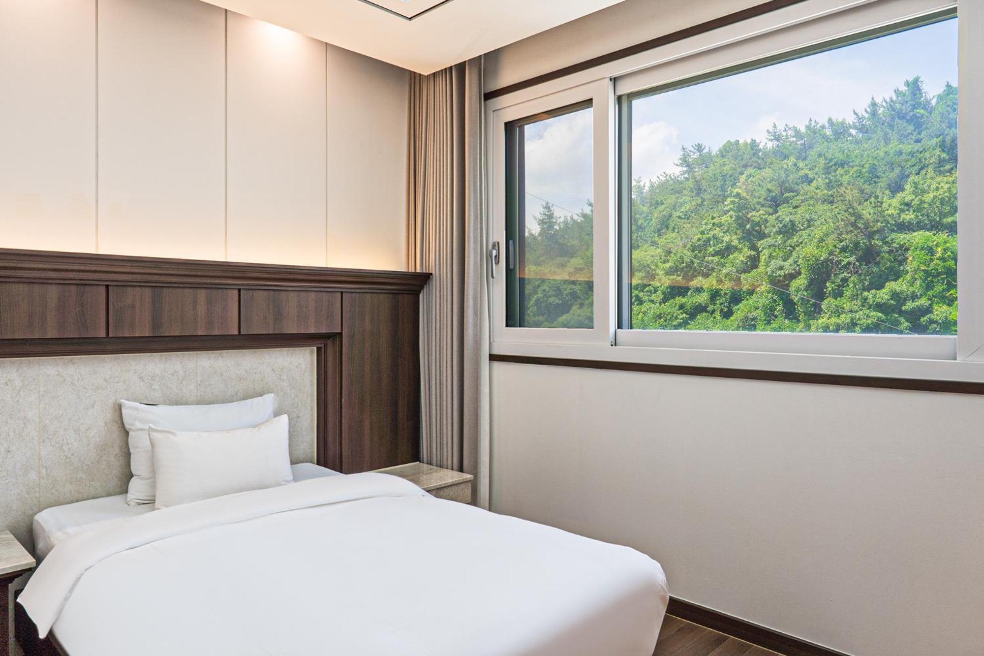 Hotel Demer Мокпо Экстерьер фото
